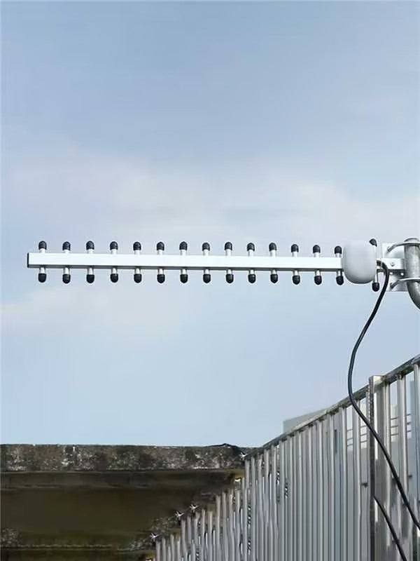 YILIANDUO 28dBi 4G LTE Directional Yagi Antenna | SMA Male with 1.5M Coaxial Cable